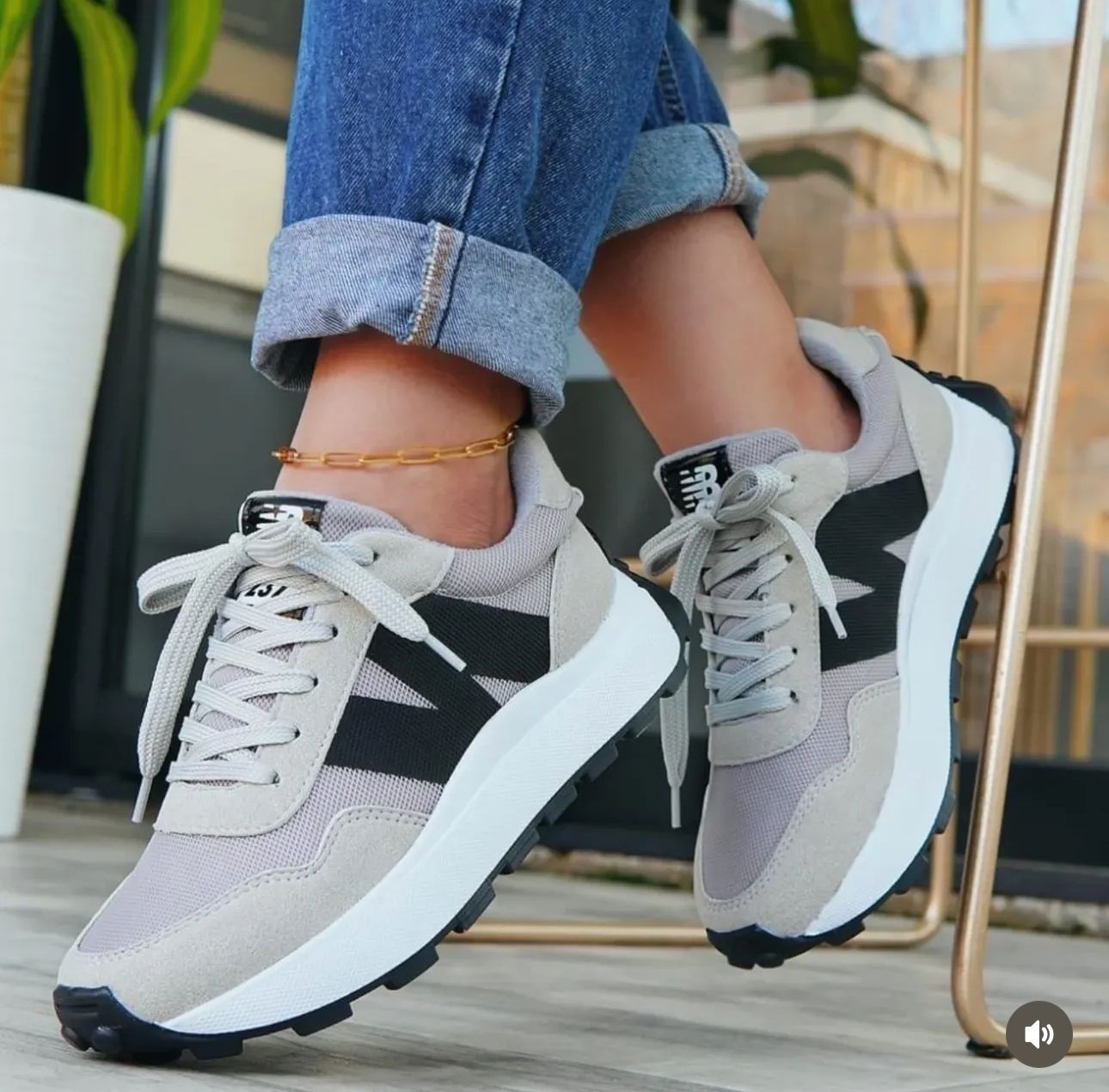 NEW BALANCE 237